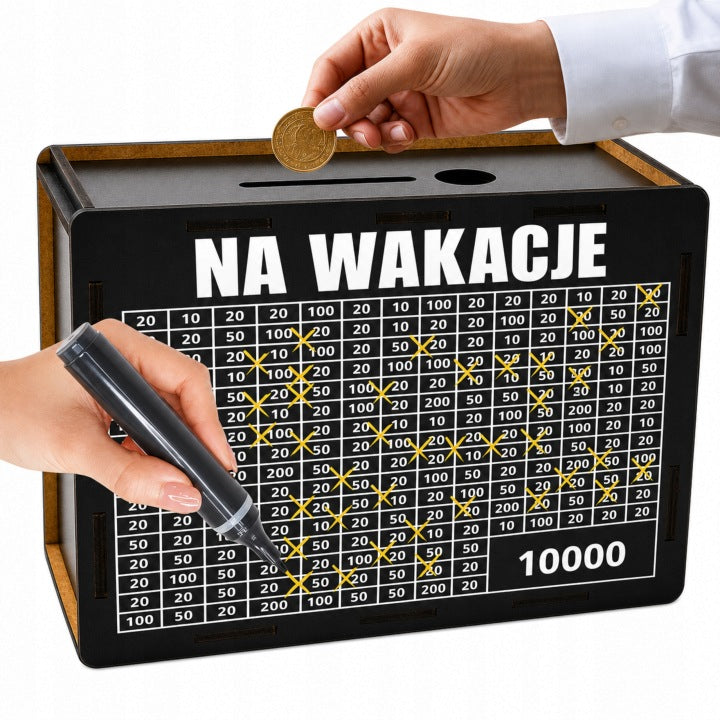 Drewniana skarbonka Na Wakacje – 10 000 zł